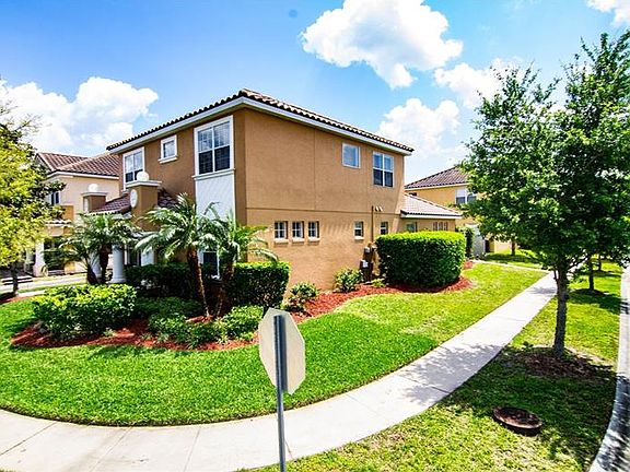3rd image of 2691 Villagio Blvd