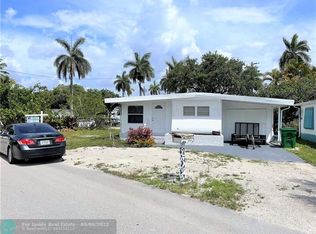 8691 SW 18th Ct, Davie, FL 33324