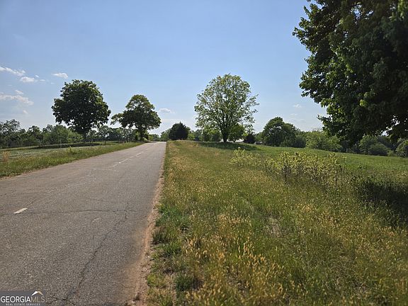 3rd image of Ed Tench Rd