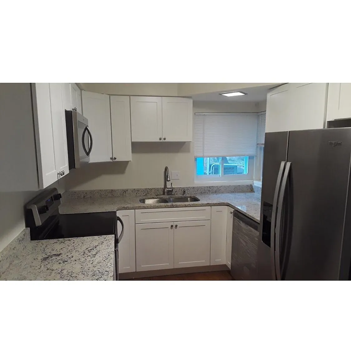 2 bed, 1046 sqft, $2,100 — Photo 4
