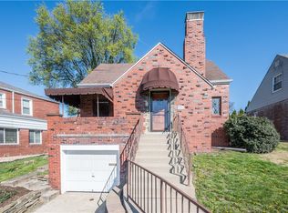 4004 Cloverlea St, Pittsburgh, PA 15227