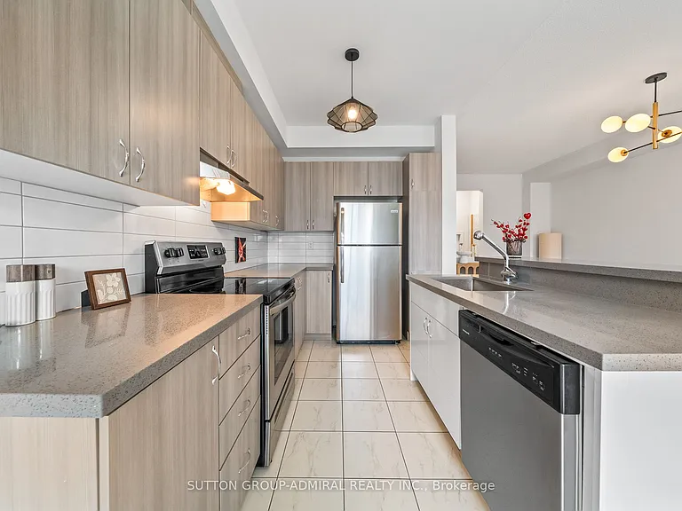 23 Greenwood Dr — Photo 14