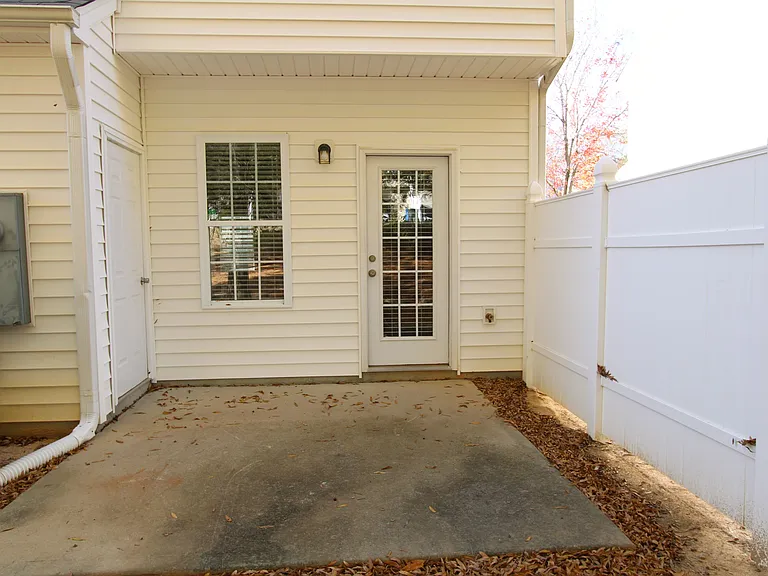 3921 Volkswalk Pl — Photo 34