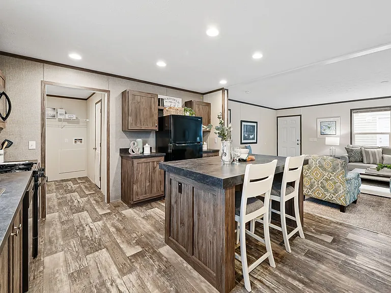 Westbridge Manor — Photo 112