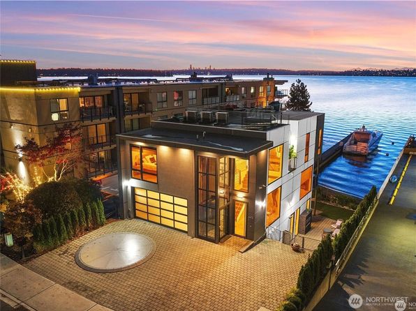 6413 Lake Washington Boulevard NE, Kirkland, WA 98033