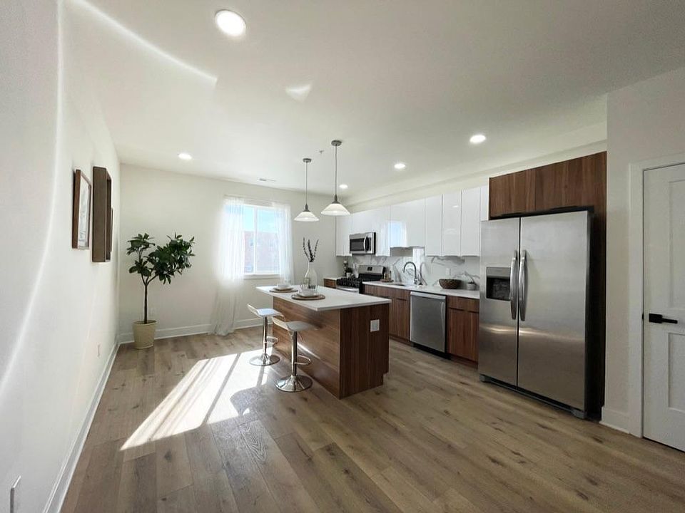 1st image of 2501 E Tioga St #A