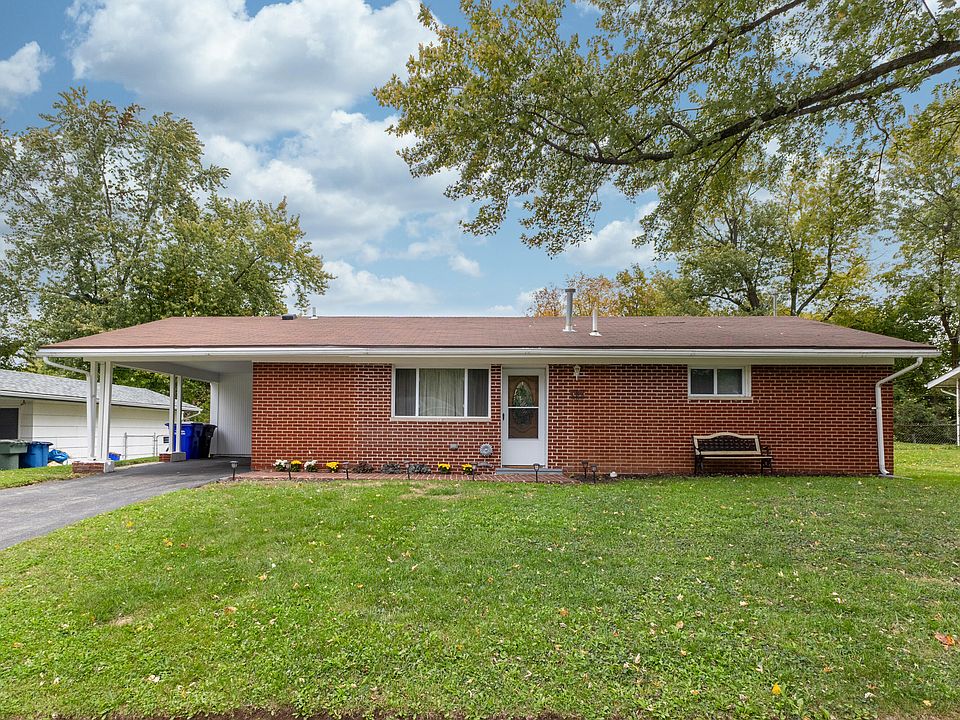 1st image of 456 Hayden Ave