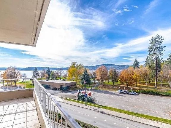 Gorgeous Sunset views from your private balcony.