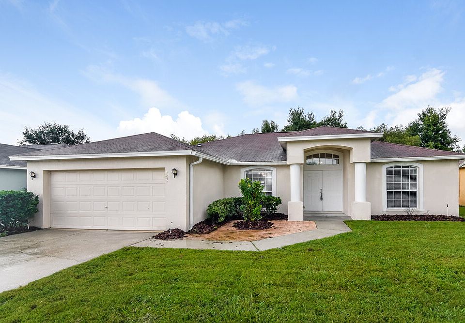 1st image of 3232 Merlot Dr #2