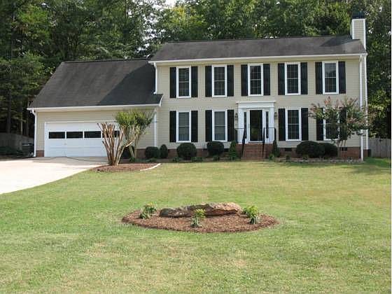 1st image of 913 Wentworth Dr