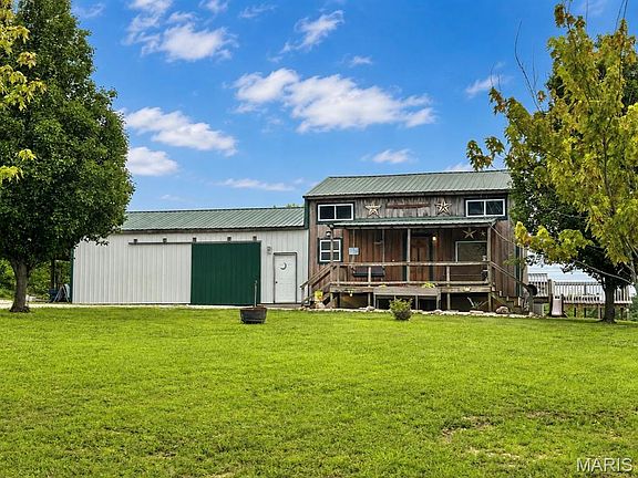 3rd image of 30584 Nevada Dr