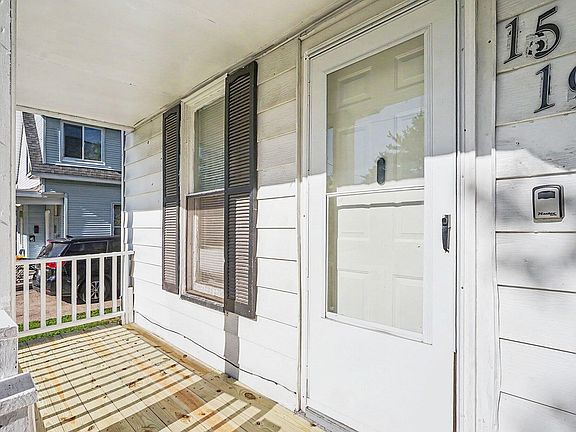 5th image of 1519 Terrace St
