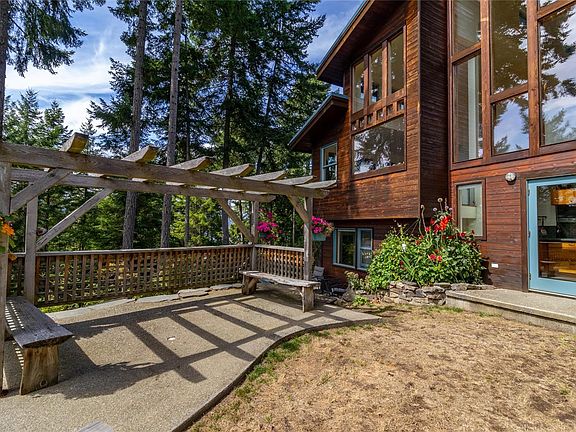 2nd image of 2737 Anchor Way