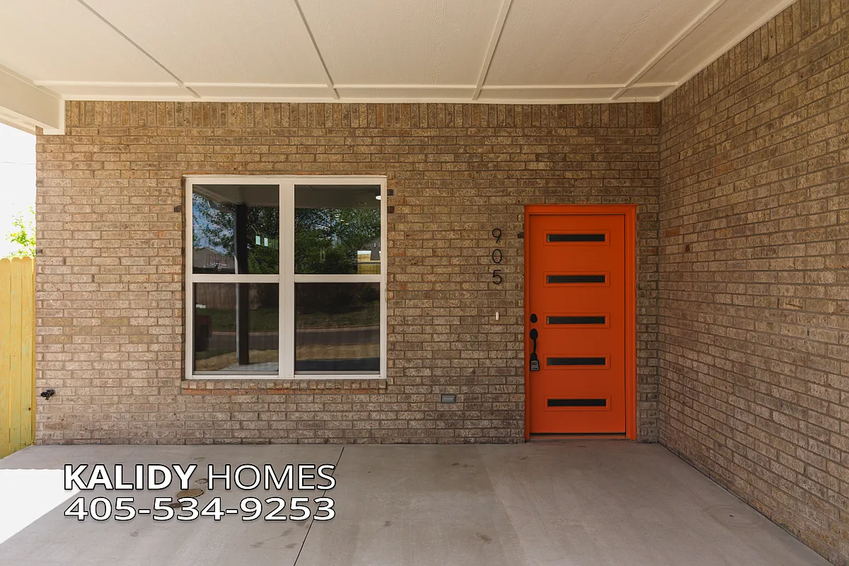 Building Photo - 905 S Howard Ave