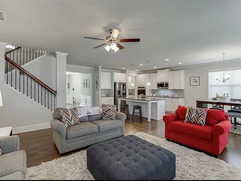 2055 Sorrento Ct — Photo 7
