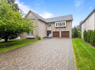 2492 Erin Centre Blvd, Mississauga, ON L5M5B2