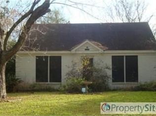 327 W 30th St, Houston, TX 77018