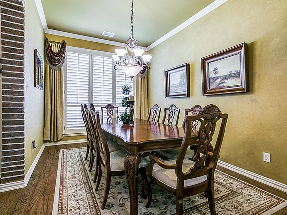 5th image of 9308 Warm Springs Cir
