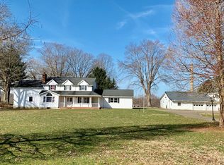 810 Johns Rd, Racine, OH 45771