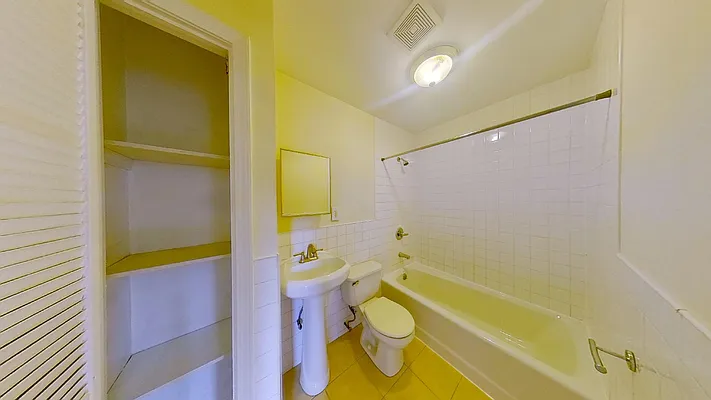 Rented by SAFEGUARD REALTY PARTNERS LLC | media 25