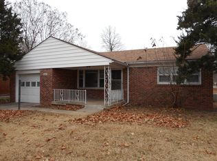 1301 E Salome Ln, Wichita, KS 67216