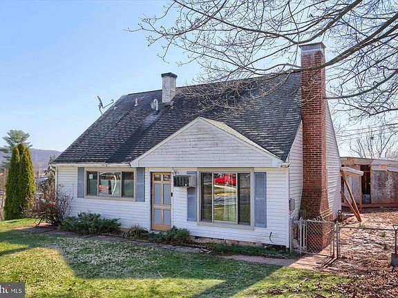 3rd image of 354 Cypress Dr