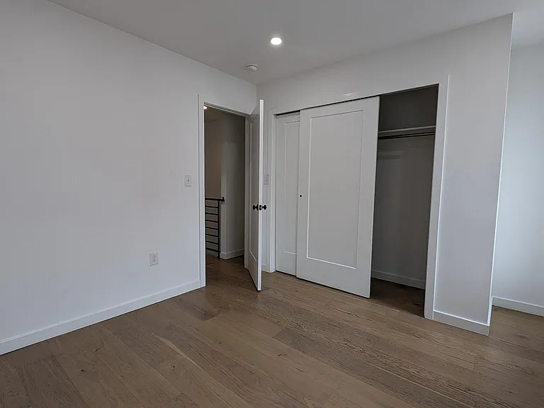 2232 N Mascher St — Photo 14