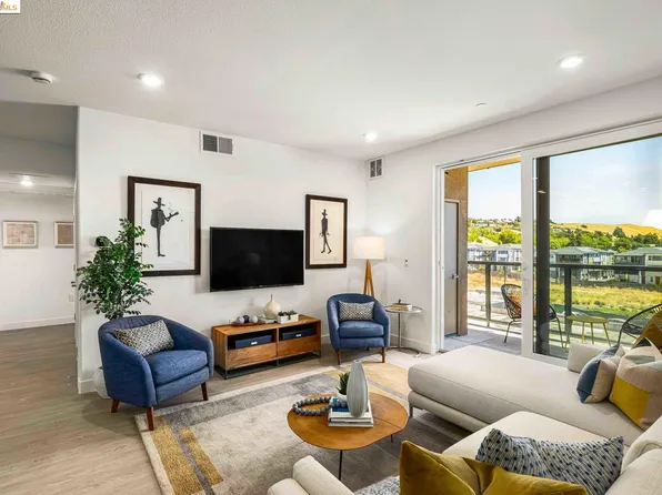 501 Somi #403, Hayward, CA 94544