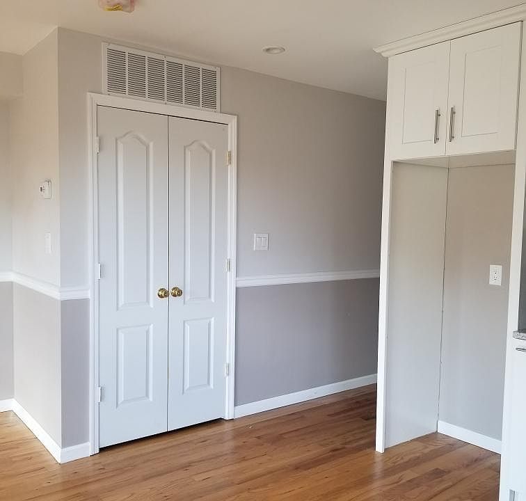 1st image of 9241 173rd St