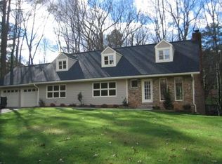 310 Amherst Ct, Sandy Springs, GA 30328