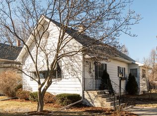 813 Oneida St, Joliet, IL 60435