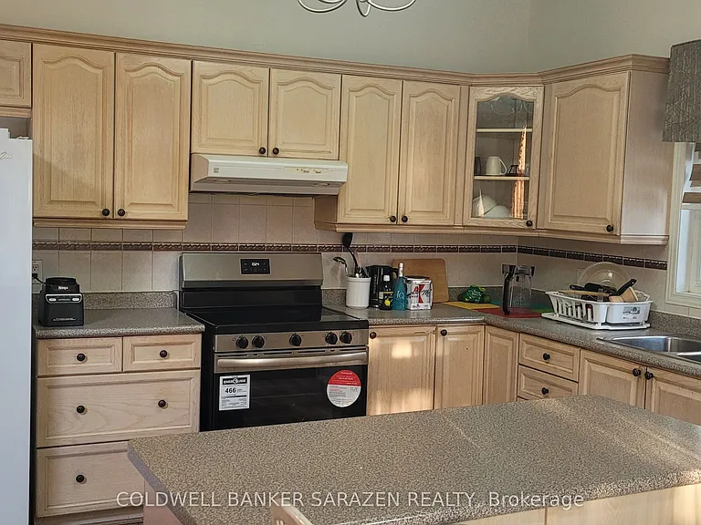49 Rialto Way — Photo 3