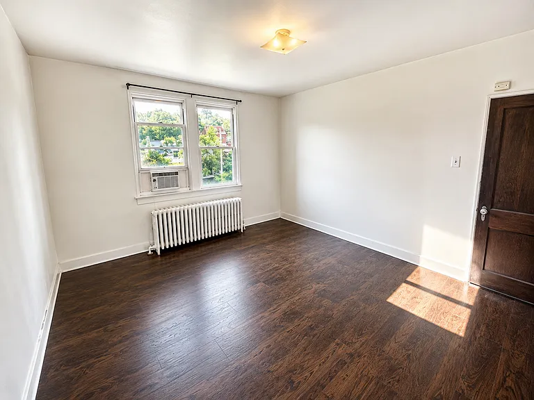115 W James St #2 — Photo 13
