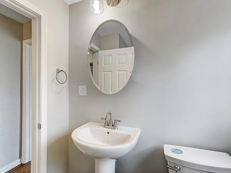 4016 Maricarr Dr — Photo 23