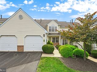 104 Hickory Ln, Wyomissing, PA