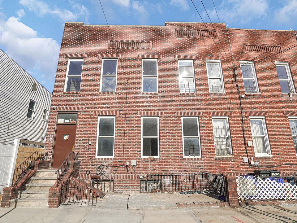 1st image of 10643 156th St