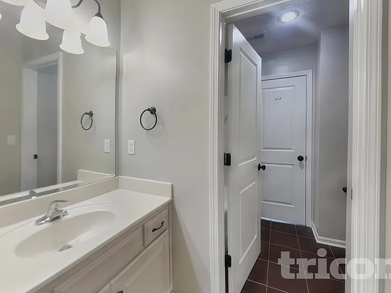 24136 W 113th Ter — Photo 16