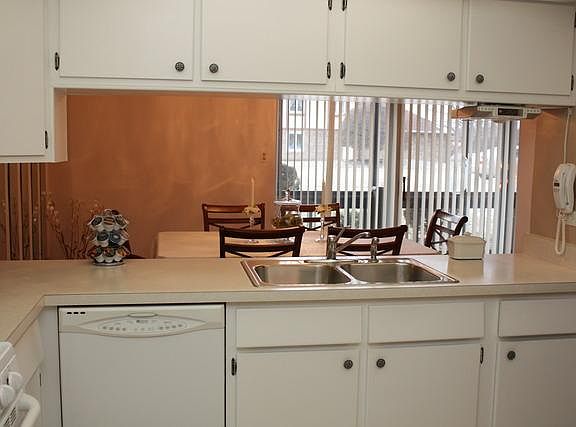 5th image of 15709 S Orlan Brook Dr #92