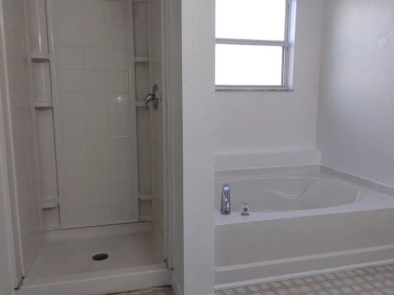 112 Wilson Bay Ct — Photo 13