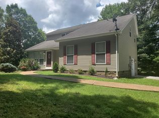 291 Cedar Branch Ln, Cookeville, TN 38501