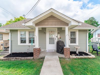 408 W 7th Ave, Lenoir City, TN, 37771