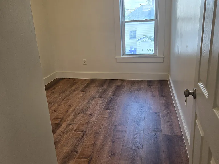 329 Harvard St #331-2 — Photo 7