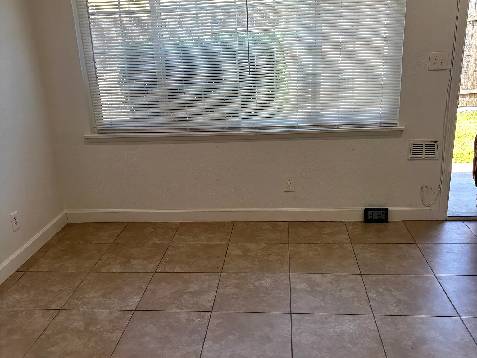 1 bed, 650 sqft, $1,150 — Photo 1