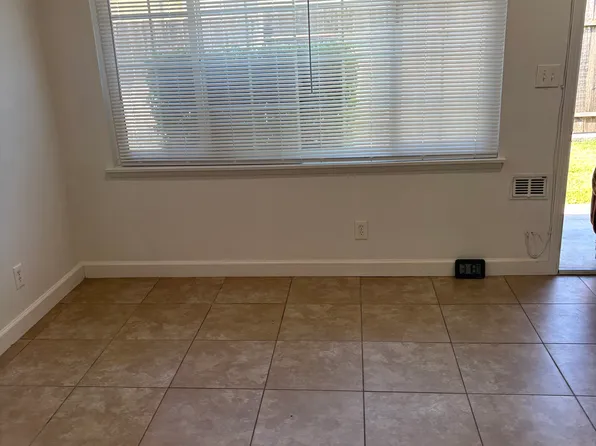 2228 N 1st St #2, Fresno, CA 93703