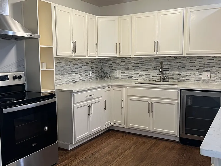 1826 Ferndale Ave — Photo 22