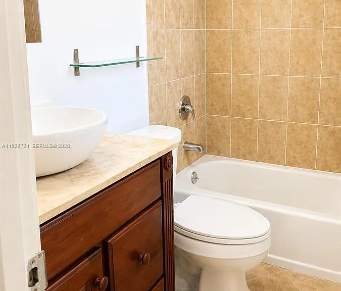 3862 NE 171st St #B — Photo 26