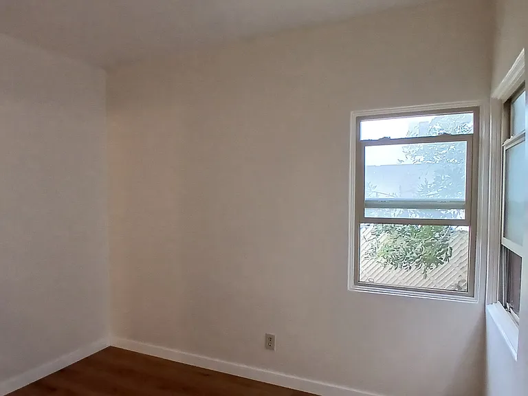 2922 Upshur St — Photo 5