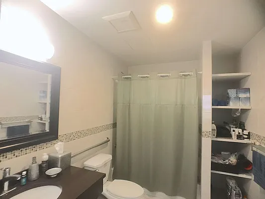 Rented by Compass | media 7