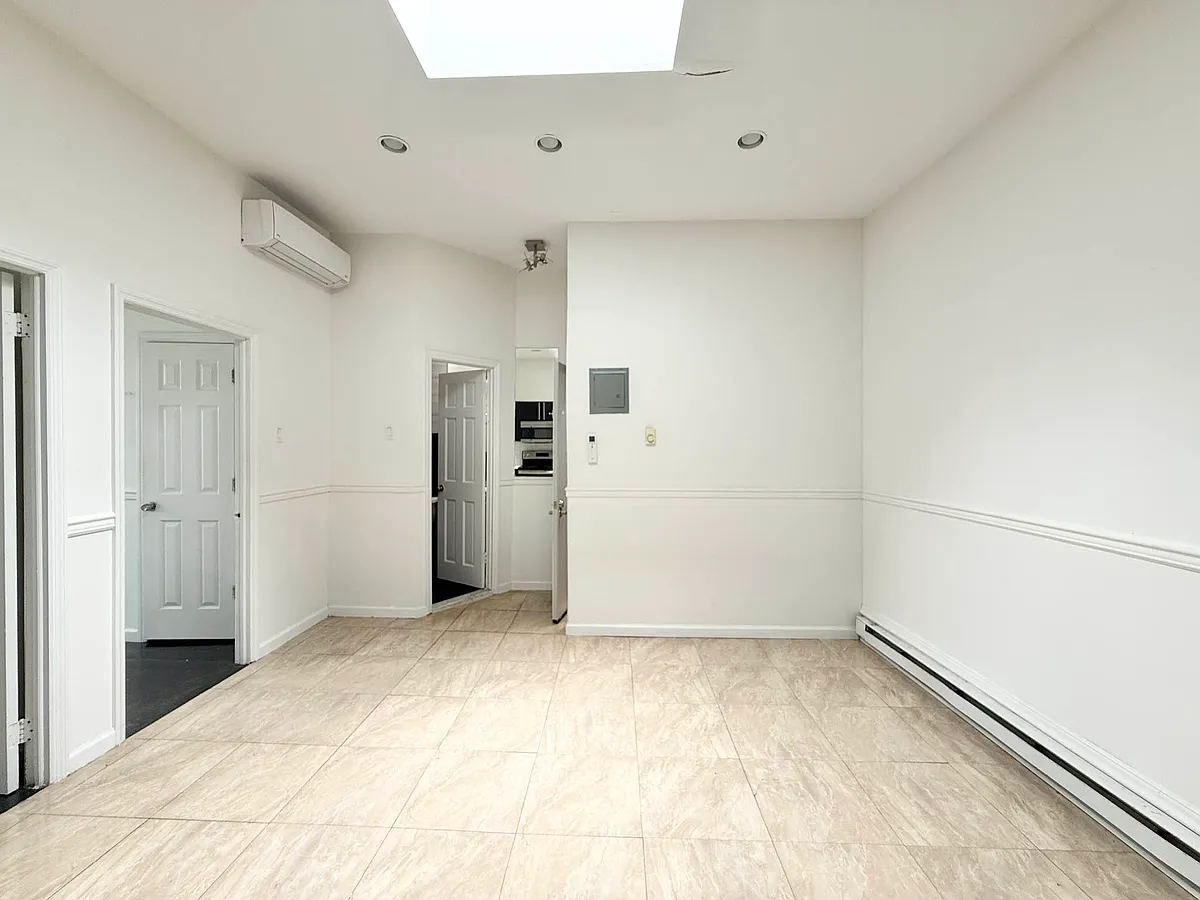 Building Photo - 1675 Nostrand Ave #2B