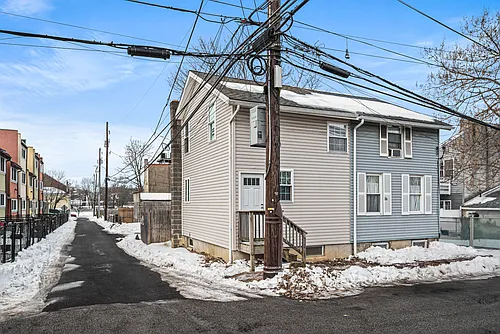 110 S Adams St Photo 1